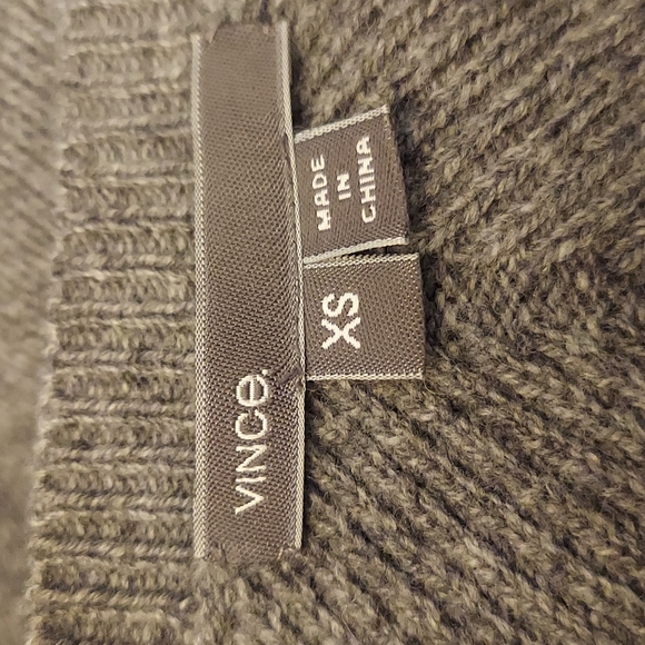 VINCE | CREW NECK | WOOL / YAK | OVERSIZE SWEATER | SZ XS - Picture 7 of 7